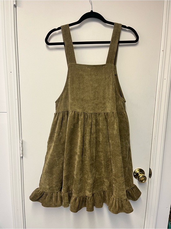 Listicle Dresses & Skirts - Listicle Olive Green Corduroy Pinafore Overall Dress Size Small Ruffle Hem